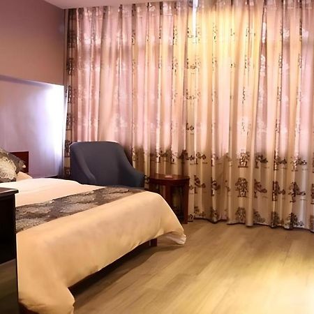 Fulante Theme Hotel Csangcsiacsie Kültér fotó