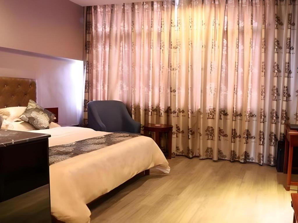 Fulante Theme Hotel Csangcsiacsie Kültér fotó