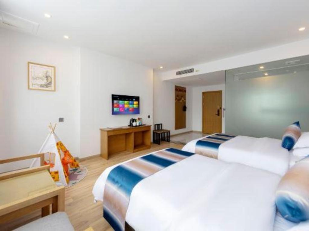 Fulante Theme Hotel Csangcsiacsie Kültér fotó